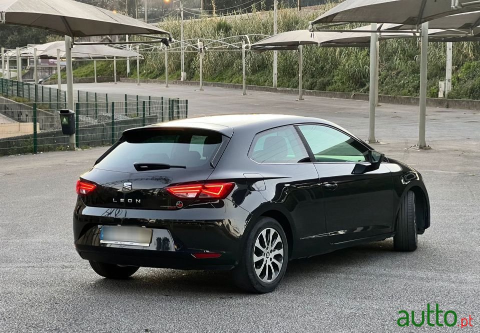 2014' SEAT Leon photo #6