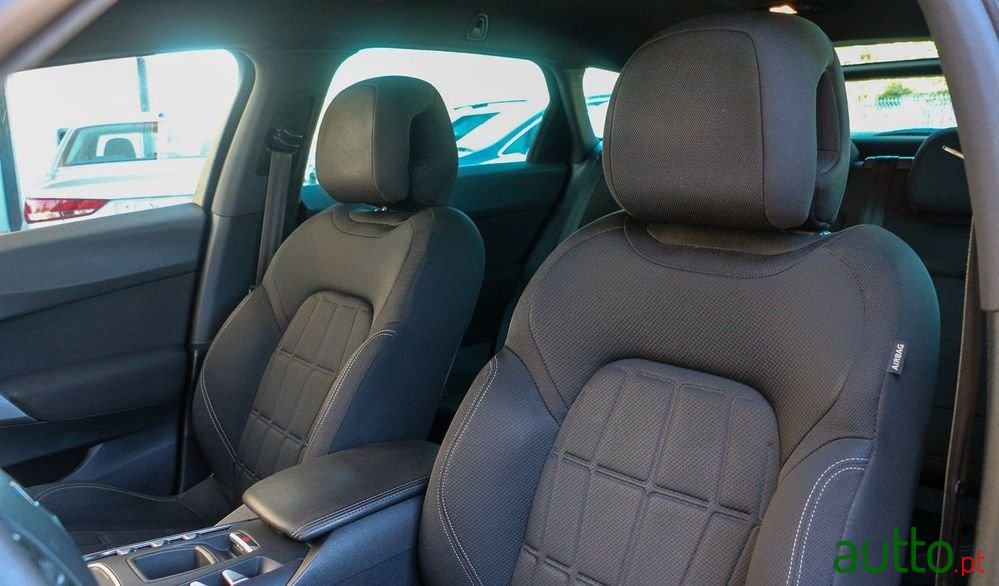 2014' DS Automobiles Ds5 photo #6