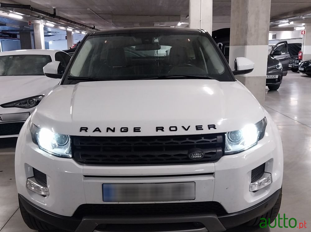 2014' Land Rover Range Rover Evoque photo #2