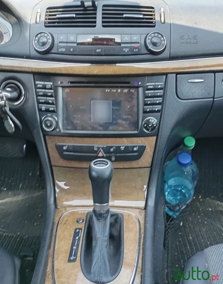 2007' Mercedes-Benz Classe E photo #5