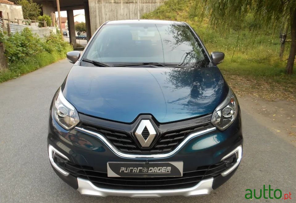 2019' Renault Captur photo #3
