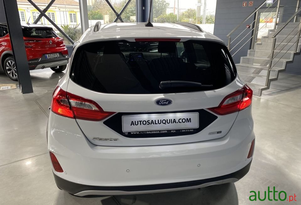 2021' Ford Fiesta photo #4
