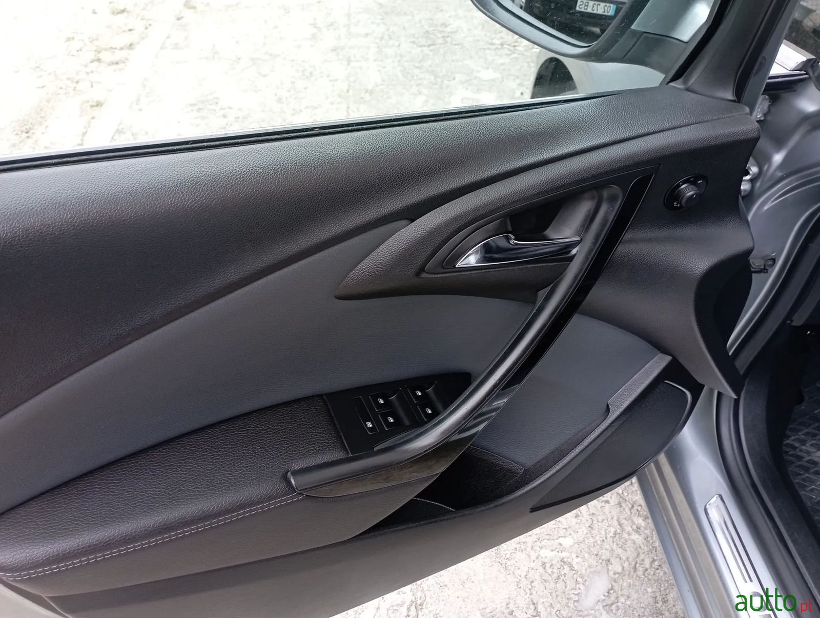 2014' Opel Astra photo #6