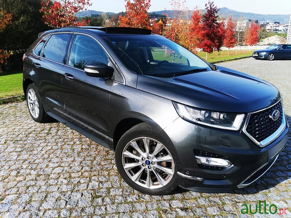 2018' Ford Edge photo #3
