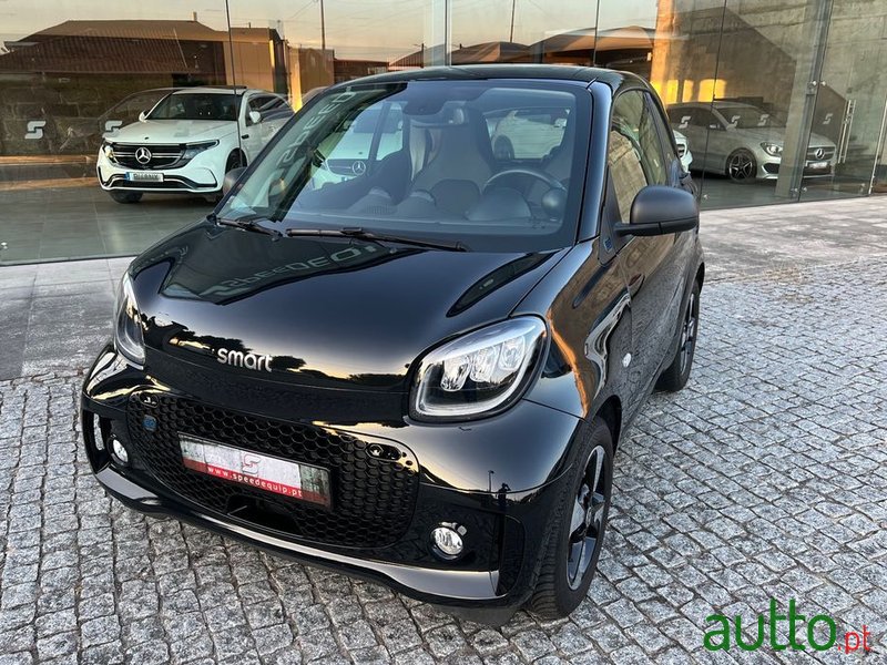 2021' Smart Fortwo Eq Passion photo #2