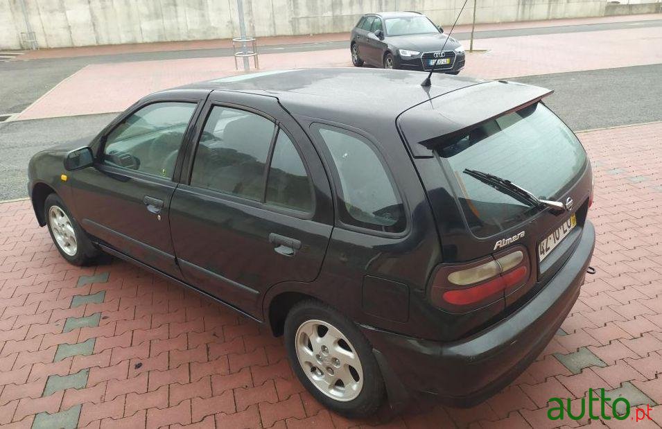 1988' Nissan Almera photo #2