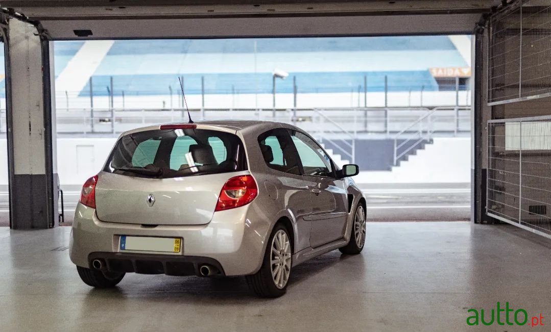 2006' Renault Clio photo #3