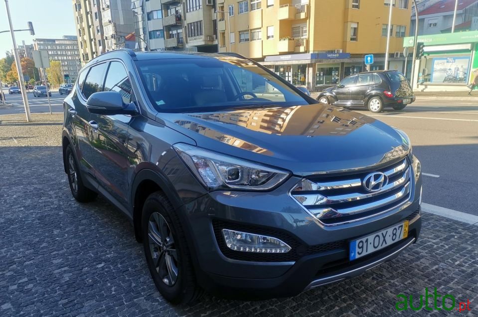2014' Hyundai Santa-Fe photo #5