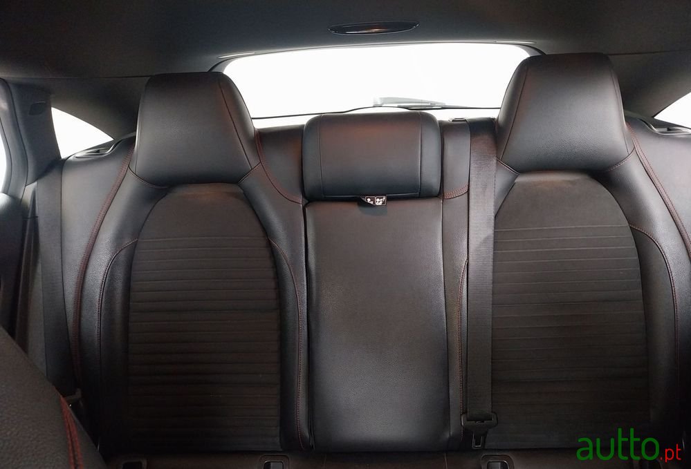 2016' Mercedes-Benz Classe Cla photo #5