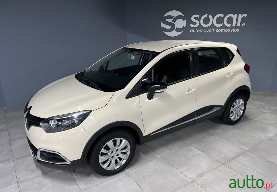2016' Renault Captur photo #4