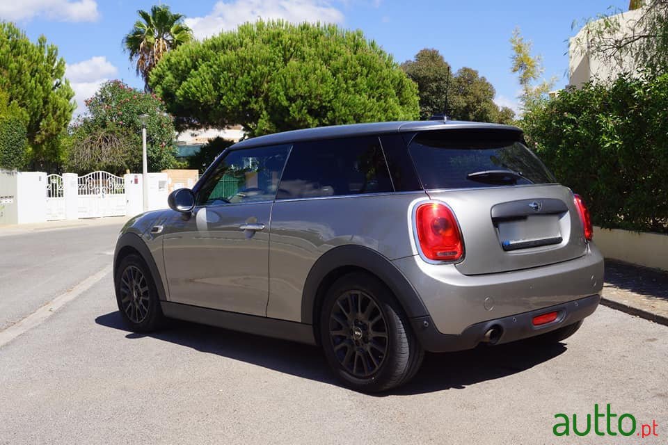 2017' MINI One photo #2