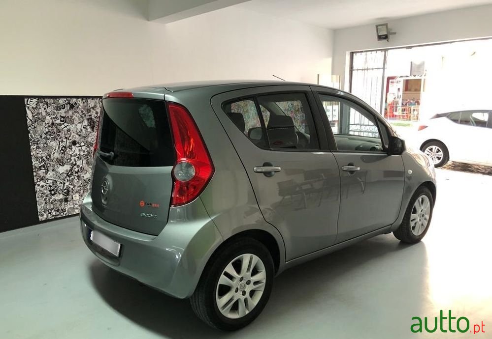 2013' Opel Agila 1.0 Color Edition Ii S/S photo #1