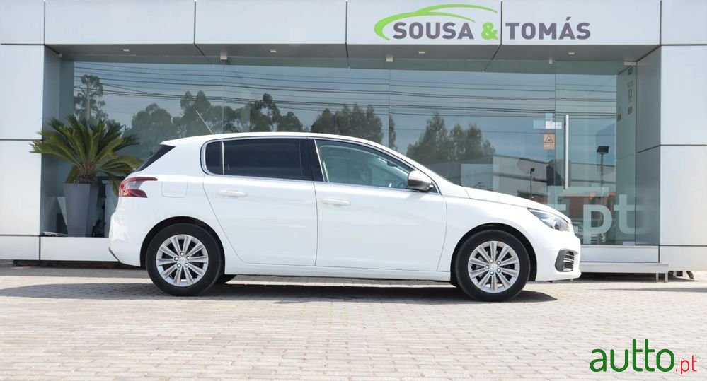 2021' Peugeot 308 photo #5