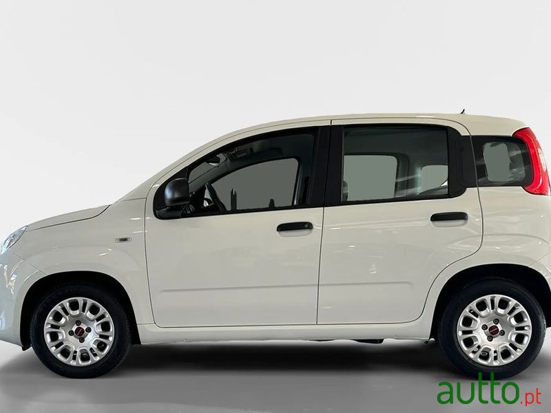 2022' Fiat Panda photo #3