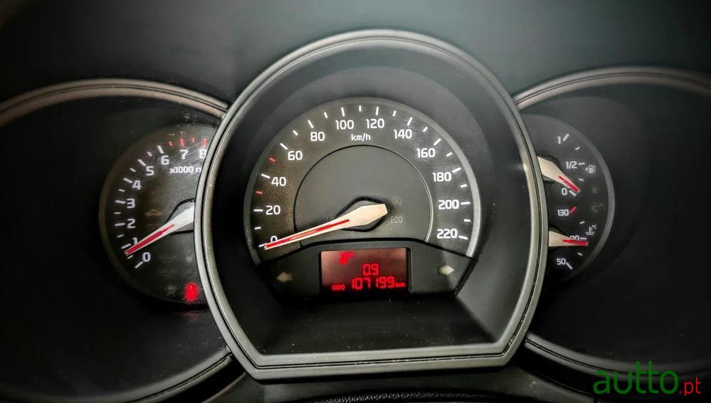 2016' Kia Rio photo #5