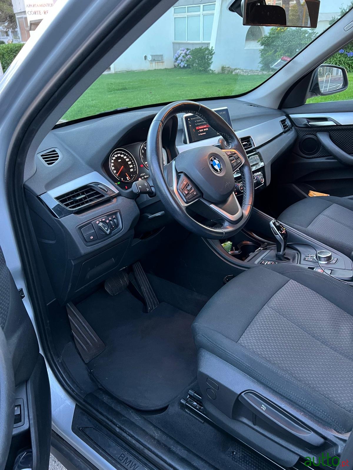 2019' BMW X1 18 d sDrive photo #5