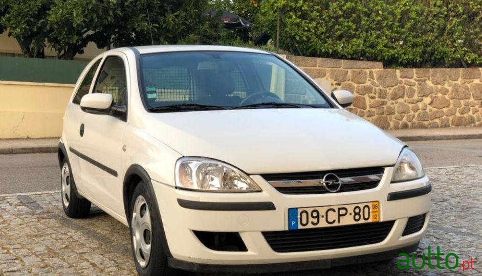 2006' Opel Corsa photo #1
