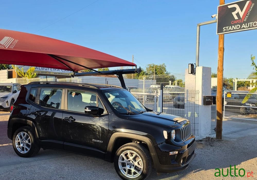 2023' Jeep Renegade photo #5