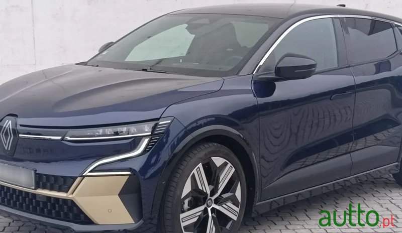 2022' Renault Megane E-Tech photo #5