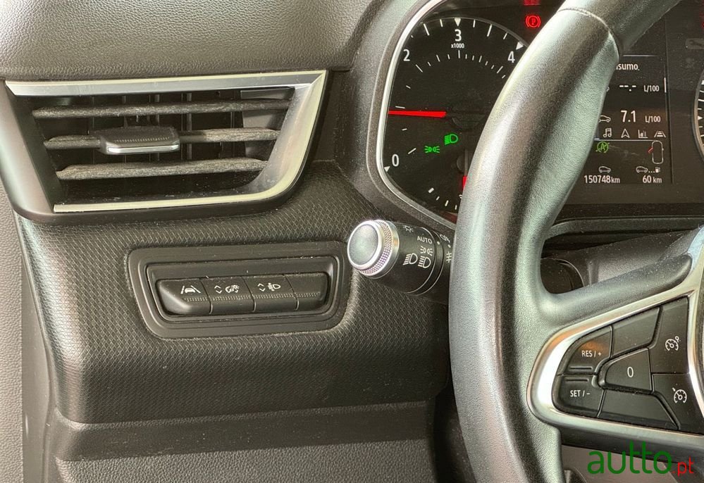 2020' Renault Clio 1.5 Blue Dci Intens photo #6