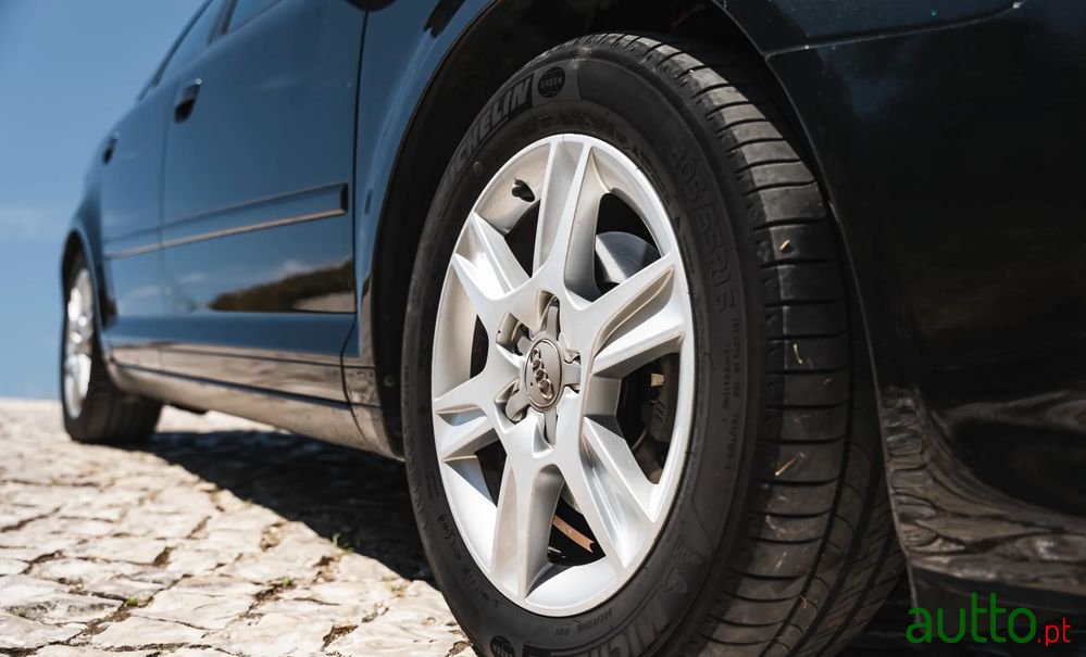 2011' Audi A3 Sportback photo #3