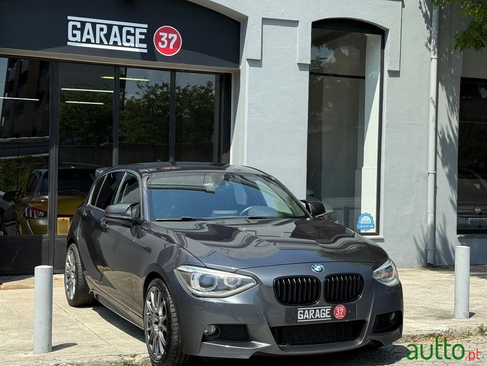 2012' BMW Série 1 D Pack M photo #1