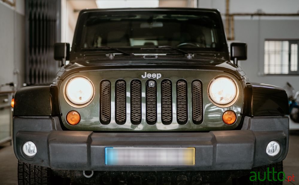 2013' Jeep Wrangler Unlimited photo #6