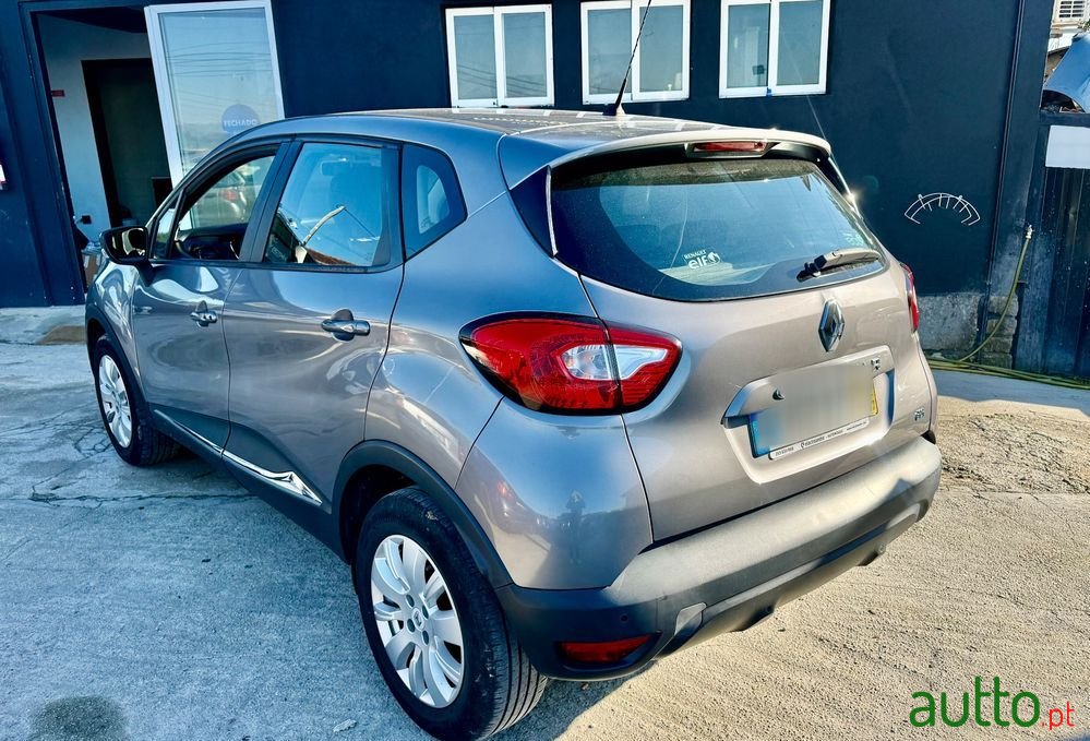 2013' Renault Captur 1.5 Dci photo #4