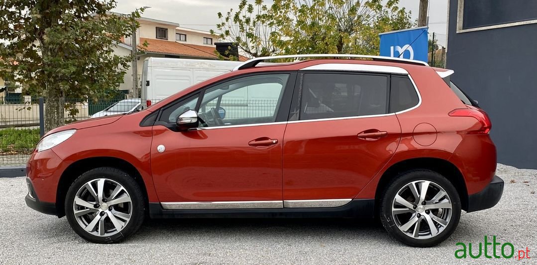 2016' Peugeot 2008 photo #2