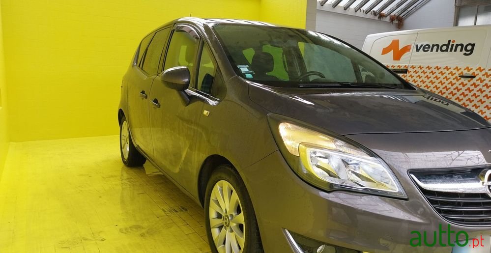 2016' Opel Meriva 1.4 T Flexfuel 137G photo #3