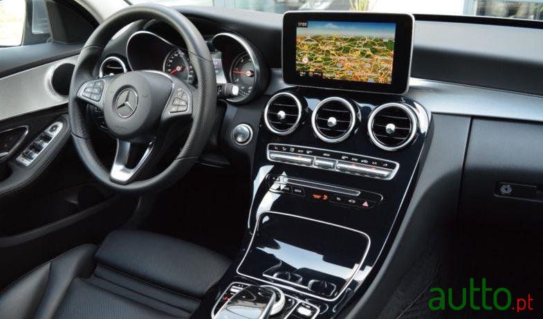 2015' Mercedes-Benz C-220 photo #2