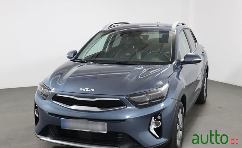 2023' Kia Stonic 1.2 Move photo #1