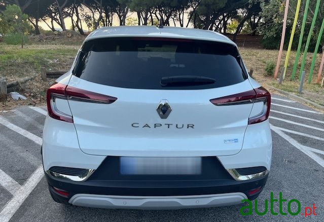 2020' Renault Captur photo #2