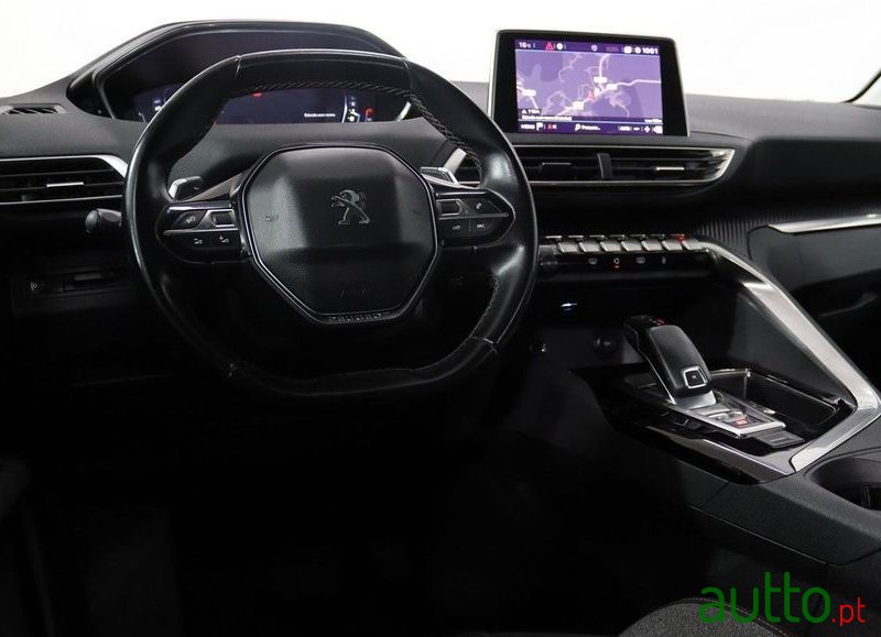 2018' Peugeot 3008 photo #5