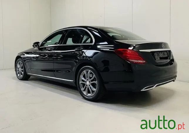 2017' Mercedes-Benz C-200 photo #2