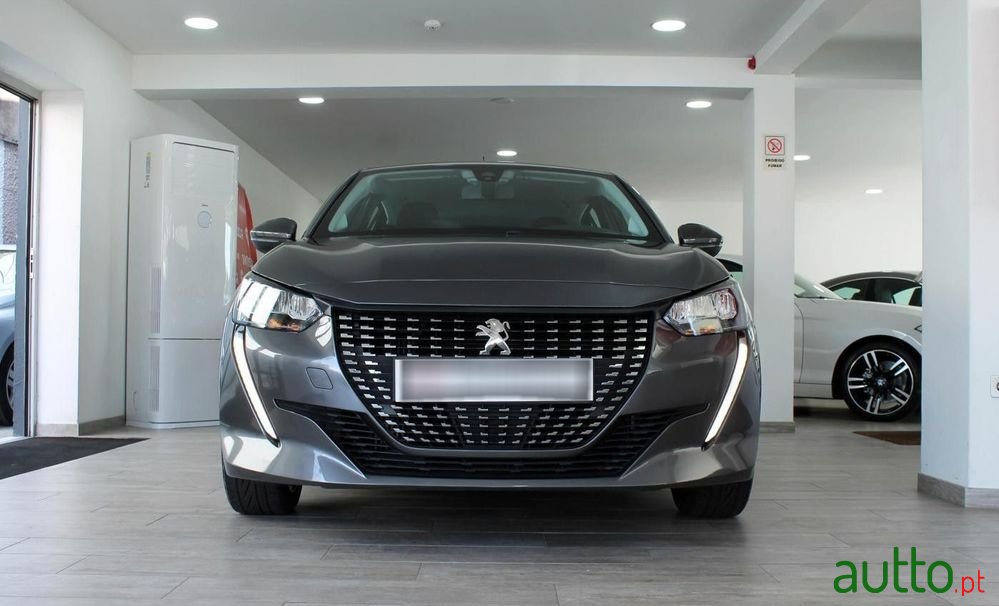 2020' Peugeot 208 photo #3