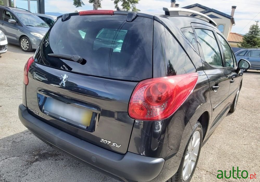 2008' Peugeot 207 1.6 Hdi Sport photo #4