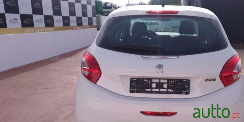 2013' Peugeot 208 1.4 Hdi Access photo #1