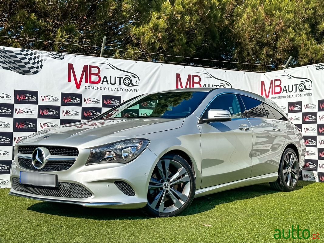 2017' Mercedes-Benz Cla-180 photo #1