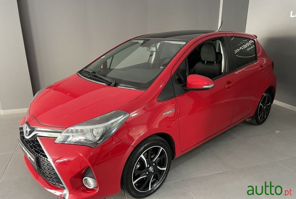 2016' Toyota Yaris photo #4