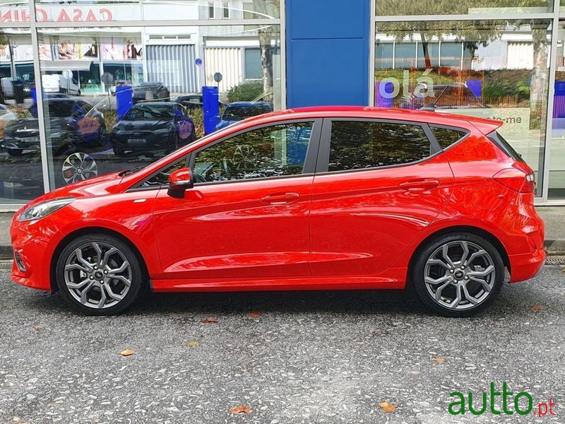 2021' Ford Fiesta photo #2