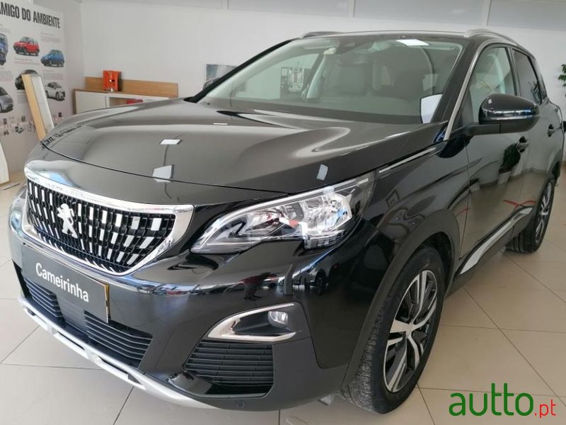 2019' Peugeot 3008 photo #2