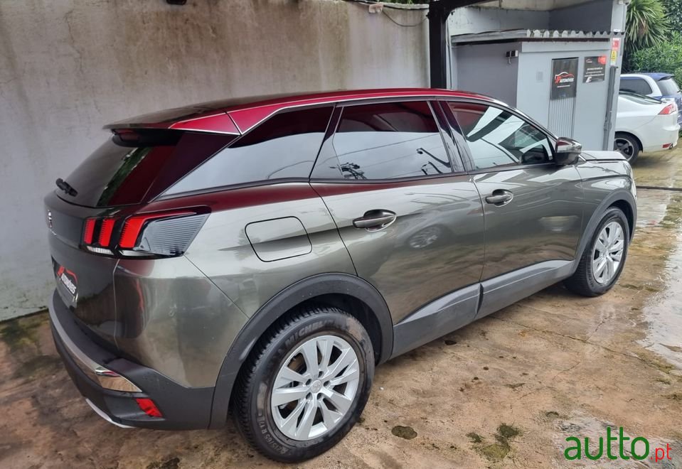 2019' Peugeot 3008 photo #5