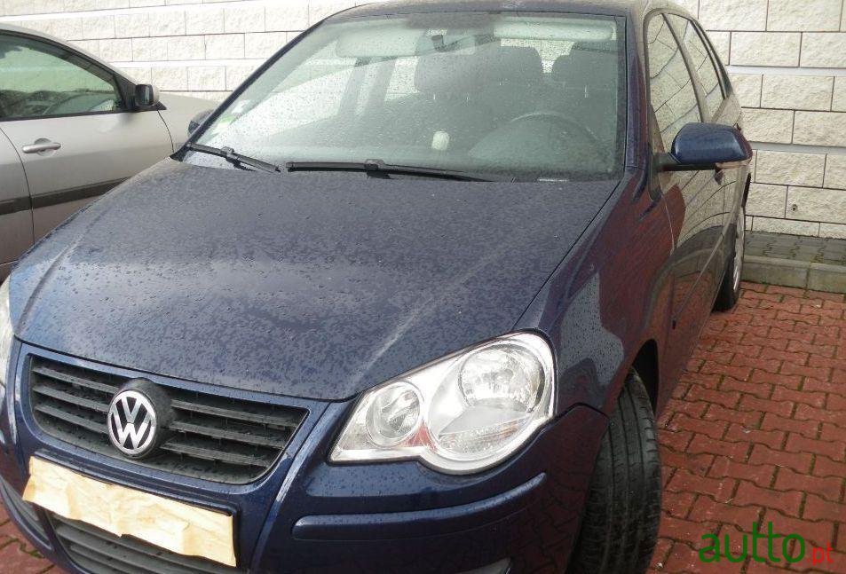 2006' Volkswagen Polo photo #1