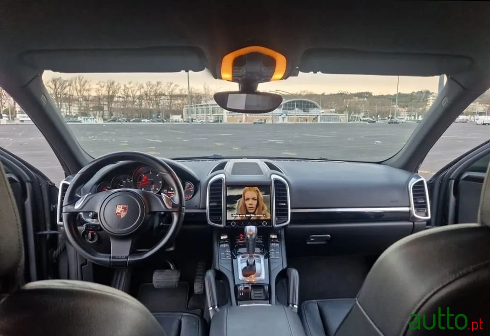 2011' Porsche Cayenne Ii photo #5