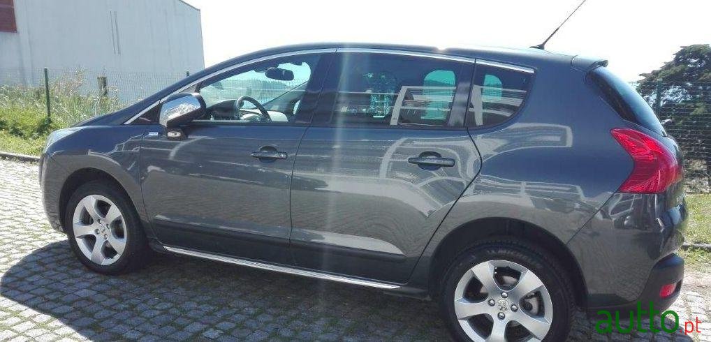 2013' Peugeot 3008 photo #3