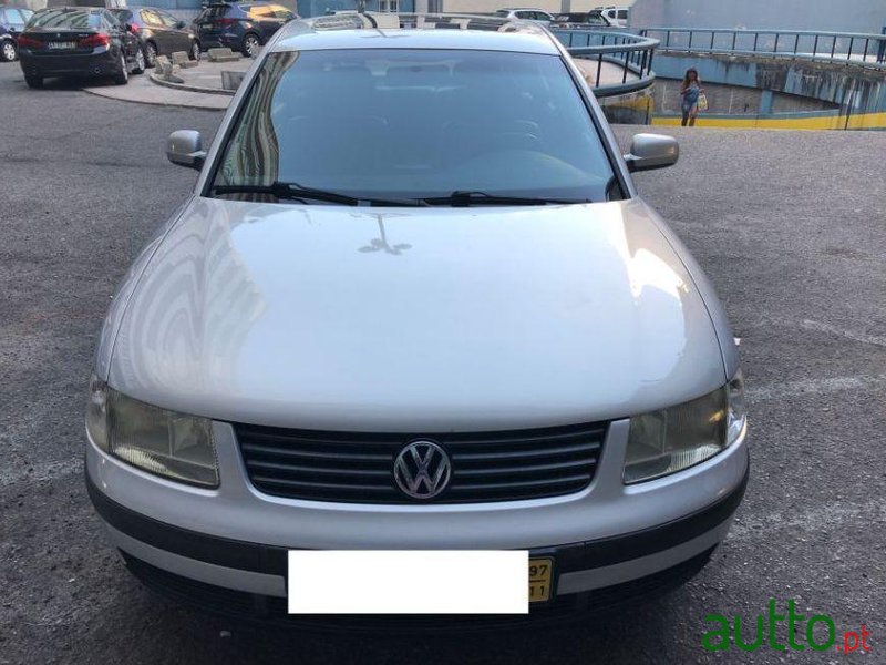 1997' Volkswagen Passat 1.9 Tdi photo #1