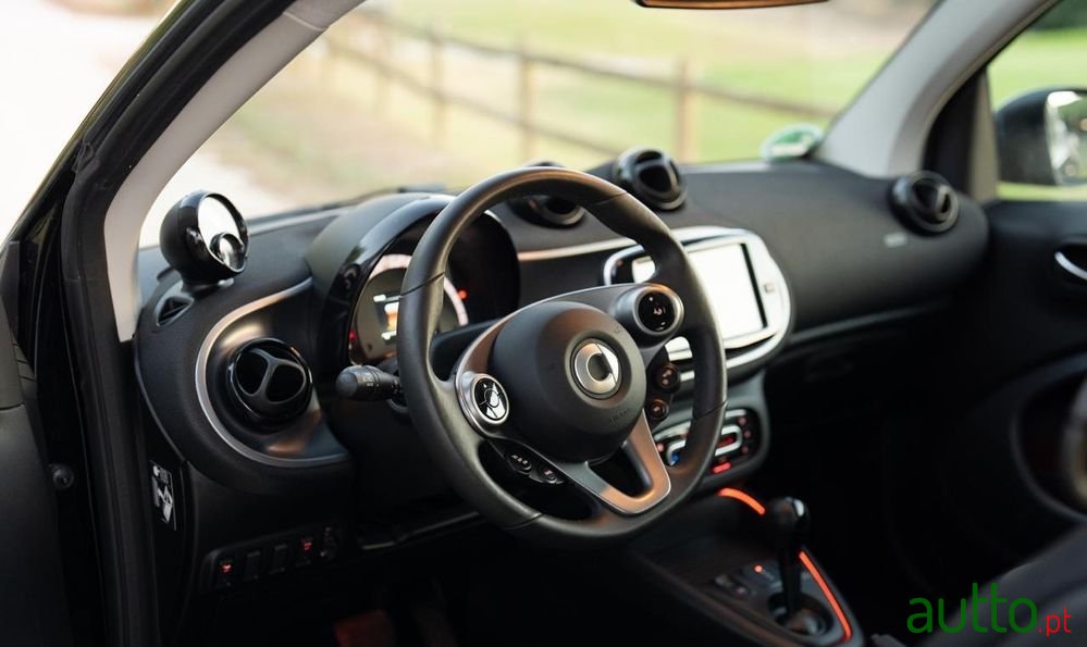 2021' Smart Fortwo Eq Prime photo #4