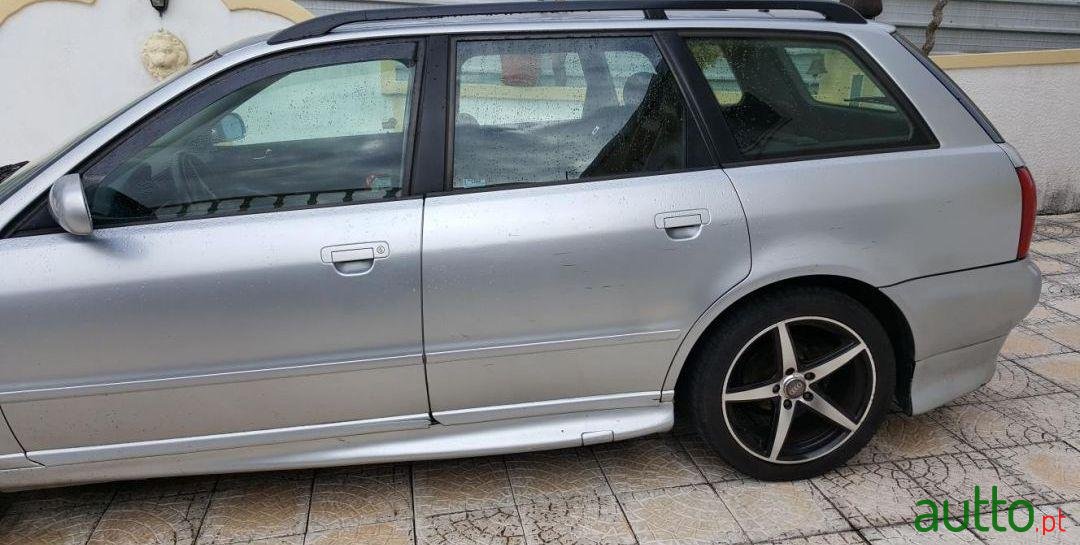 1997' Audi A4 Sport 110Cv photo #1
