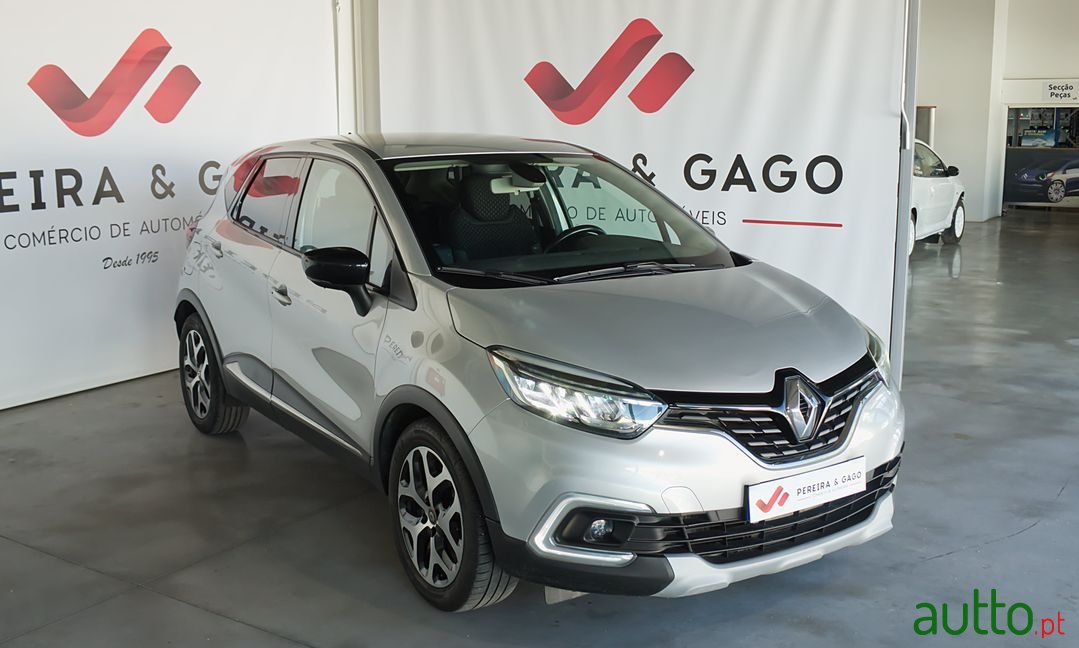 2019' Renault Captur photo #1